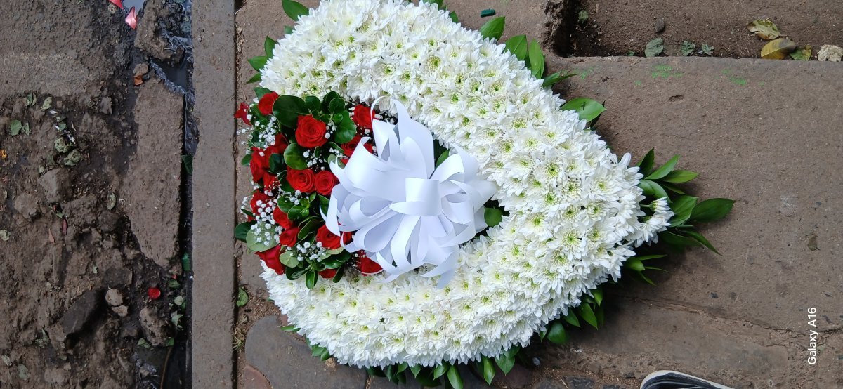 Heart wreath 🥺 photo 2