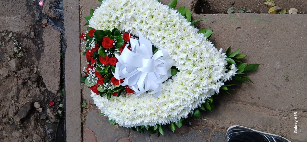 Heart wreath 🥺 photo 3